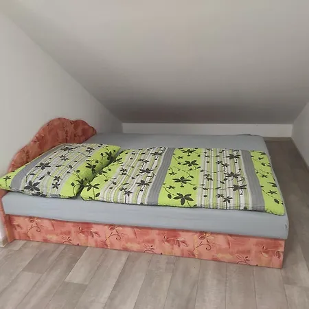 בית נופש Domecek U Lesa הומפולץ